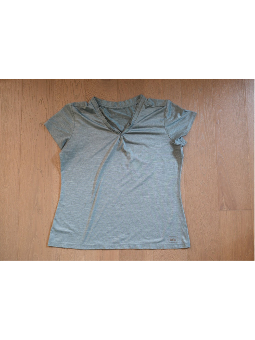 REI Co-op Women’s V-Neck Performance T-Shirt Green Size Small